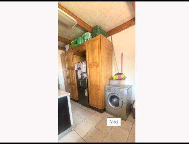 4 BEDROOM PROPERTY TO RENT IN WINCHESTER HILLS